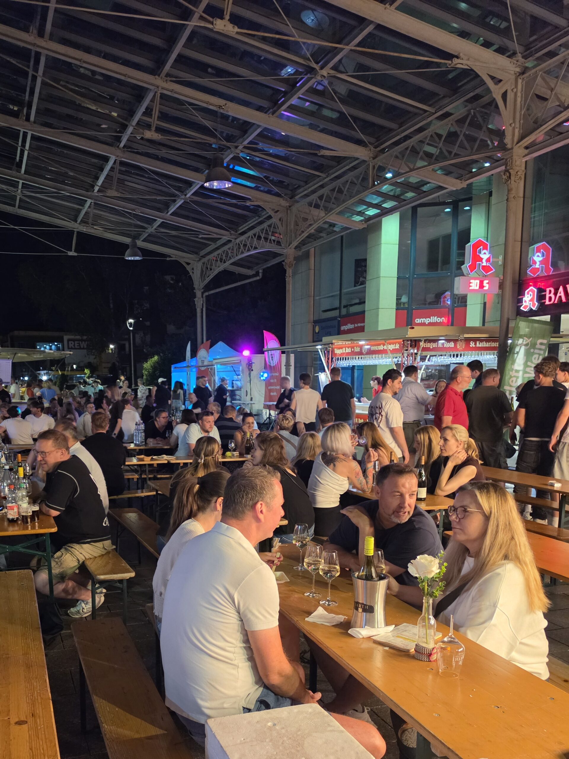 EINstAin Band beim 4. Erkrather Weinfest 30. Mai 2026